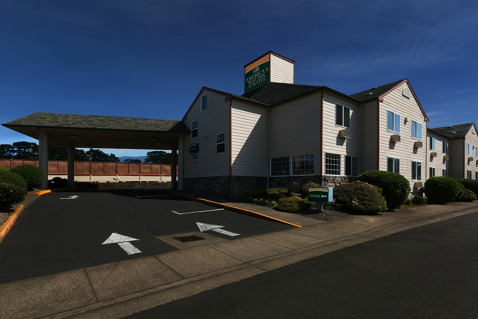 Paradise Inn & Suites At Lincoln City Eksteriør billede