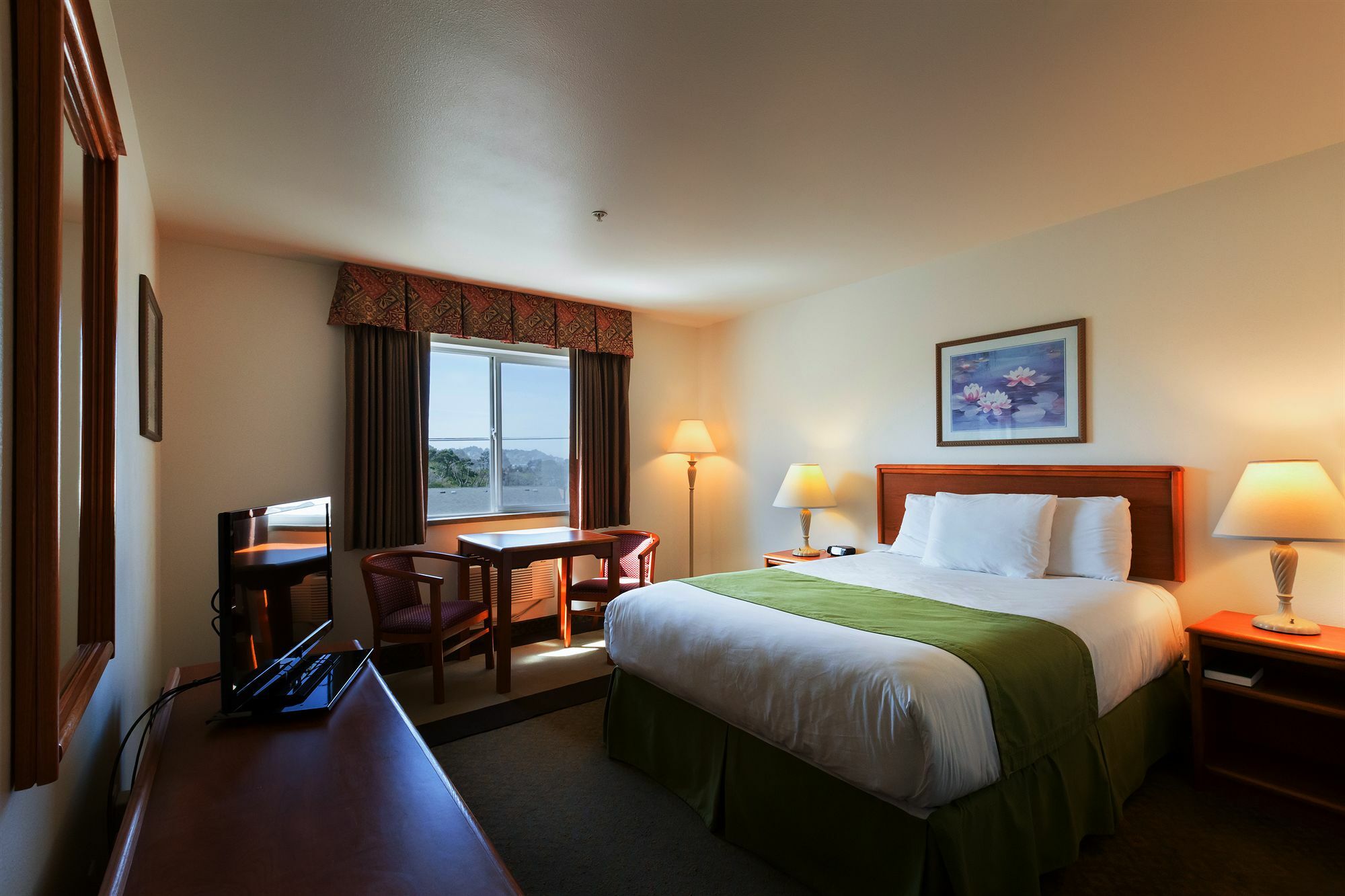 Paradise Inn & Suites At Lincoln City Eksteriør billede